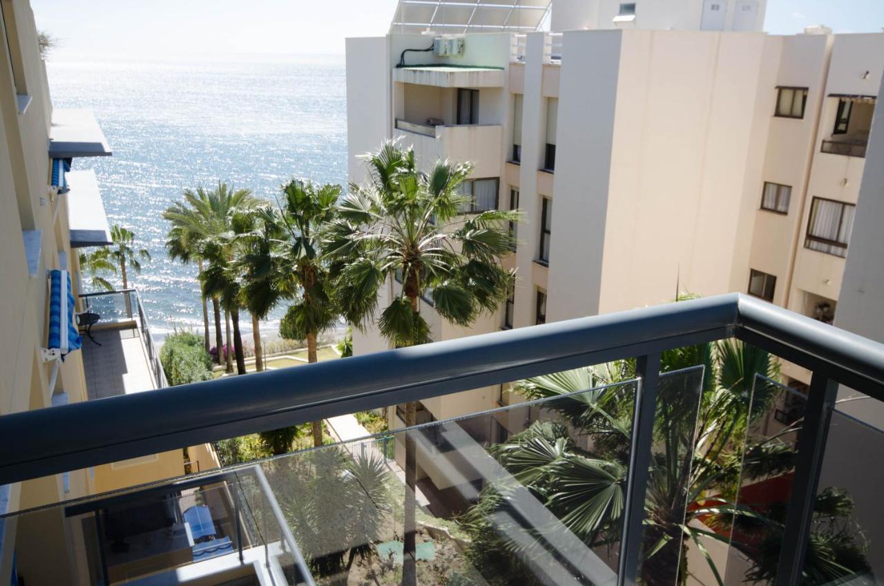 El Coral Apartment - First Beach Line Estepona Exterior photo